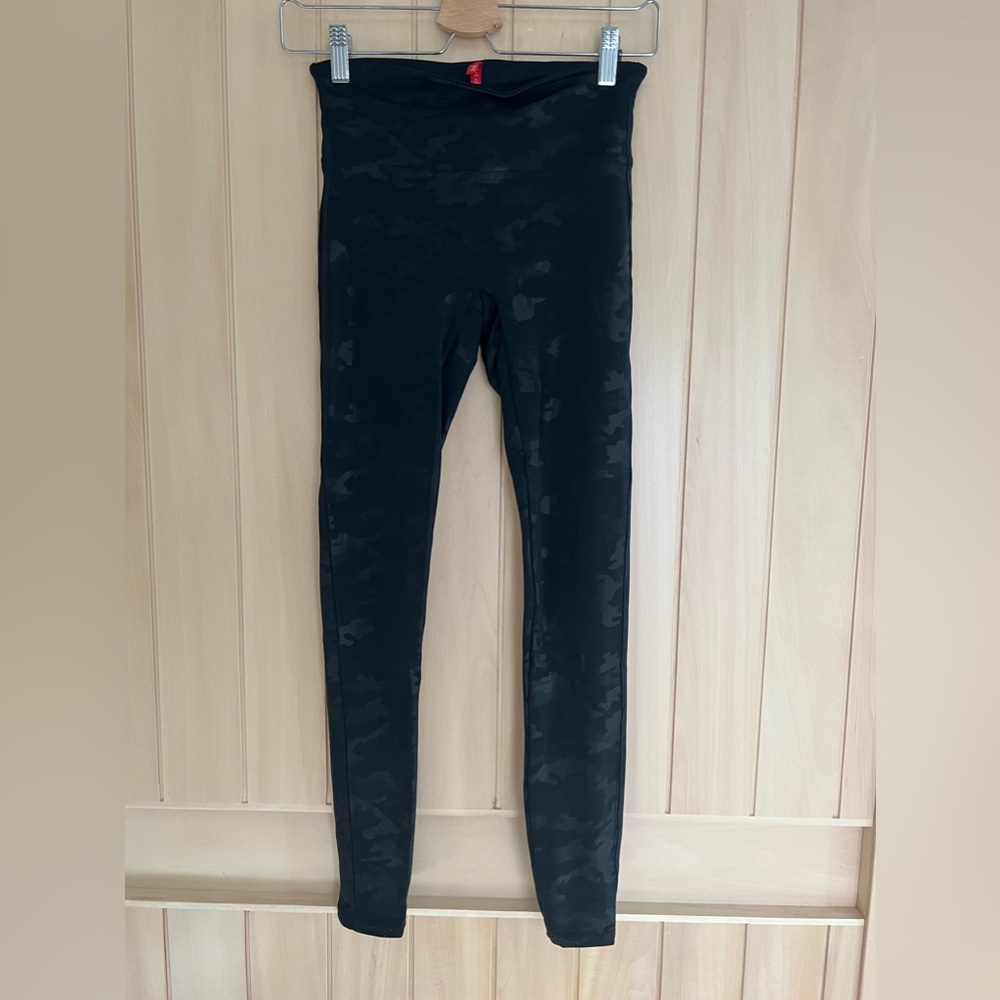 Small Spanx Camo Leggings.